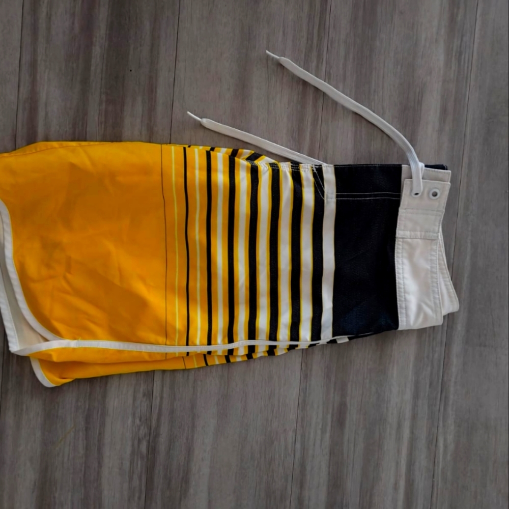 Mossimo supply co Shorts size 30